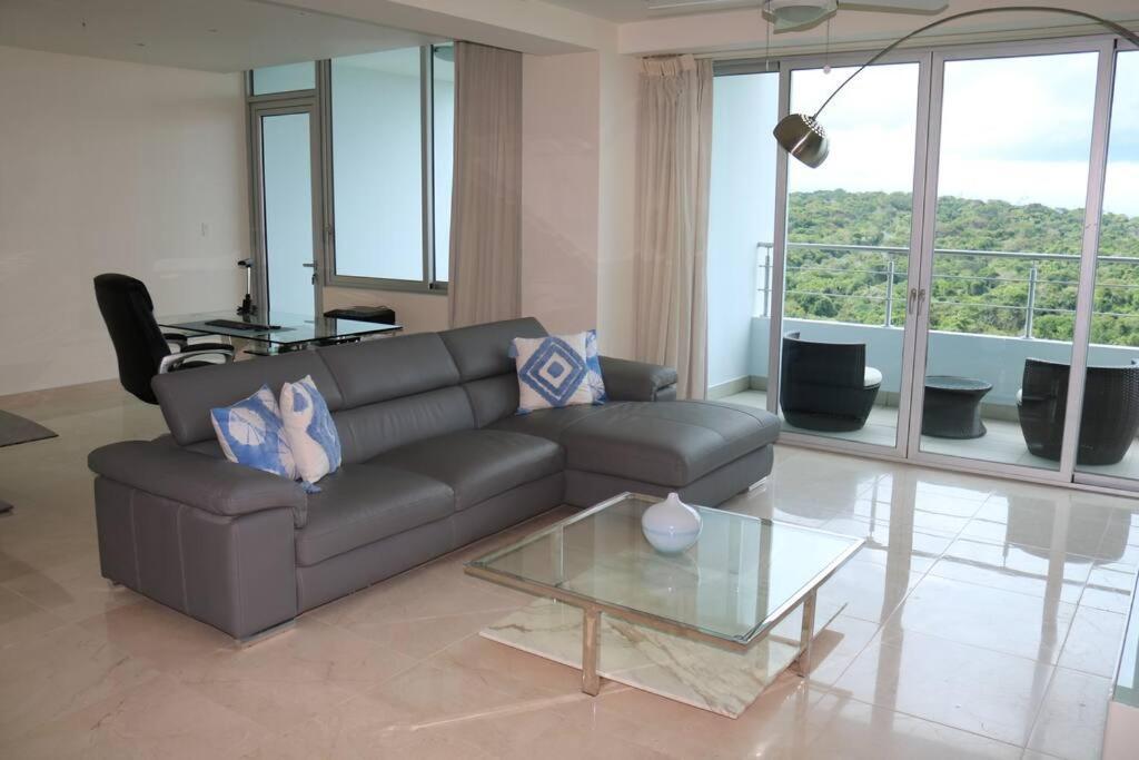 Apartmán 18G Luxury Oceanview With Roof Top Pool Arraijan Exteriér fotografie